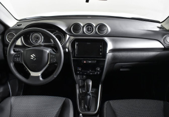 Подержанный автомобиль Suzuki Vitara 2020 года (9 фото)