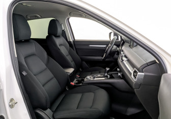 Подержанный автомобиль Mazda CX-5 2021 года (23 фото)