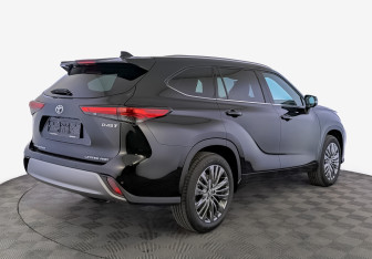 Новый Toyota Highlander 2025 (2 фото)