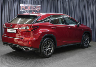 Подержанный автомобиль Lexus RX 2018 года (5 фото)