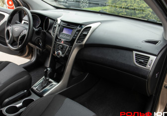 Подержанный автомобиль Hyundai i30 Hatchback 2013 года (7 фото)