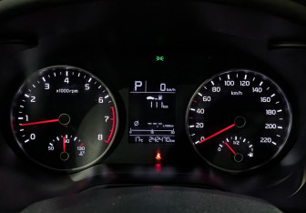 Подержанный автомобиль Kia Rio Hatchback 2019 года (15 фото)