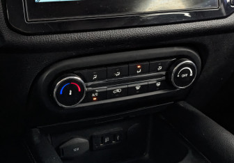 Подержанный автомобиль Chery Tiggo 4 2022 года (21 фото)