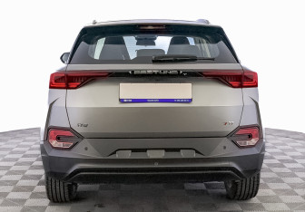 Новый FAW Bestune T77 2024 (6 фото)