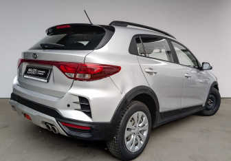 Подержанный автомобиль Kia Rio Hatchback 2021 года (5 фото)