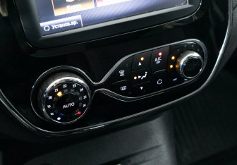 Подержанный автомобиль Renault Kaptur 2016 года (11 фото)