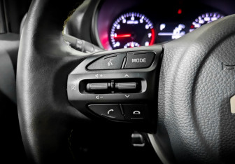 Подержанный автомобиль Kia Picanto 2022 года (27 фото)