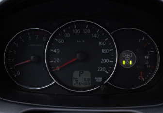 Подержанный автомобиль Mitsubishi Pajero Sport 2011 года (12 фото)