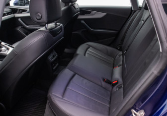 Подержанный автомобиль Audi A5 Liftback 2021 года (11 фото)