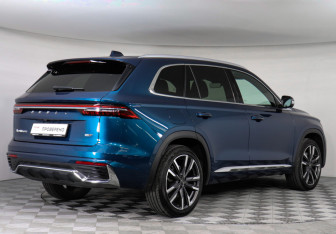 Подержанный автомобиль Geely Monjaro 2023 года (5 фото)