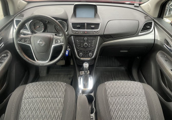 Подержанный автомобиль Opel Mokka 2013 года (10 фото)