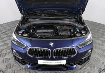 Подержанный автомобиль BMW X2 2019 года (10 фото)