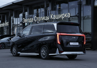 Подержанный автомобиль GAC M8 2023 года (7 фото)