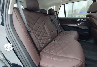 Новый BMW X5 2025 (11 фото)