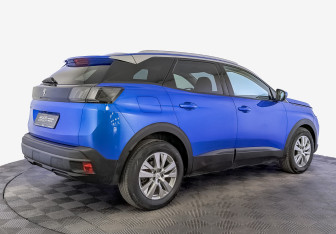Подержанный автомобиль Peugeot 3008 2021 года (5 фото)