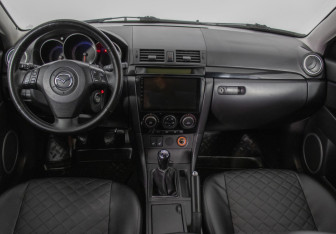 Подержанный автомобиль Mazda 3 Sedan 2008 года (13 фото)
