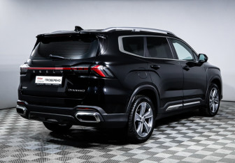 Подержанный автомобиль Geely Okavango 2024 года (5 фото)