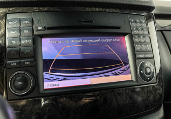 Подержанный автомобиль Mercedes-Benz Viano 2013 года (19 фото)