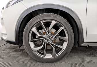 Подержанный автомобиль Infiniti QX50 2021 года (18 фото)