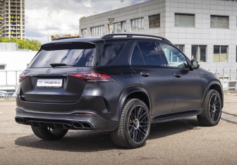 Подержанный автомобиль Mercedes-Benz GLE 2020 года (25 фото)