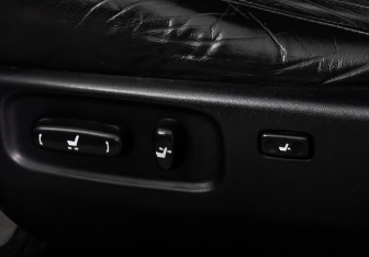 Подержанный автомобиль Lexus RX 2003 года (13 фото)
