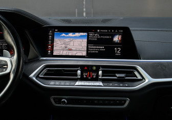 Подержанный автомобиль BMW X7 2021 года (17 фото)