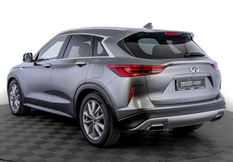 Подержанный автомобиль Infiniti QX50 2020 года (7 фото)