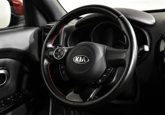 Подержанный автомобиль Kia Soul 2016 года (12 фото)