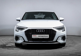 Подержанный автомобиль Audi A3 Sedan 2021 года (2 фото)
