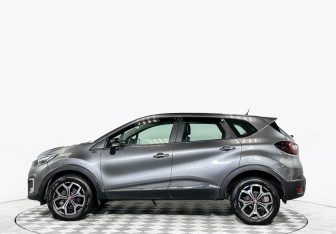 Подержанный автомобиль Renault Kaptur 2018 года (8 фото)