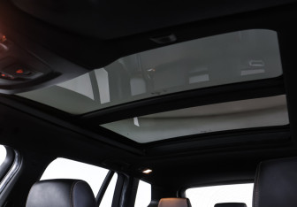 Подержанный автомобиль BMW X3 2017 года (18 фото)