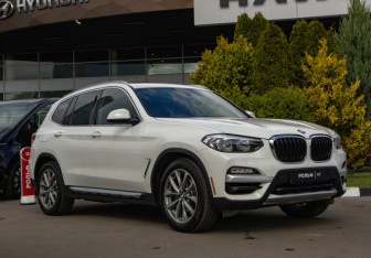 Подержанный автомобиль BMW X3 2019 года (2 фото)