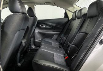 Подержанный автомобиль Changan Alsvin 2023 года (10 фото)