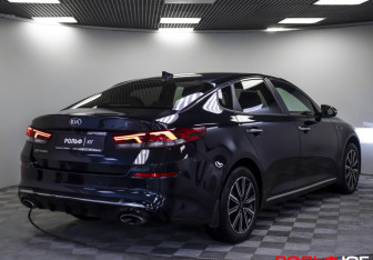 Подержанный автомобиль Kia Optima Sedan 2018 года (12 фото)