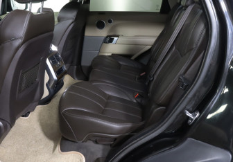 Подержанный автомобиль Land Rover Range Rover Sport 2017 года (24 фото)