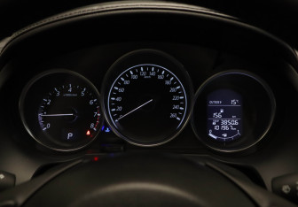 Подержанный автомобиль Mazda 6 Sedan 2015 года (13 фото)