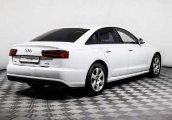 Подержанный автомобиль Audi A6 Sedan 2015 года (5 фото)