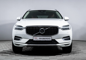 Подержанный автомобиль Volvo XC60 2018 года (2 фото)