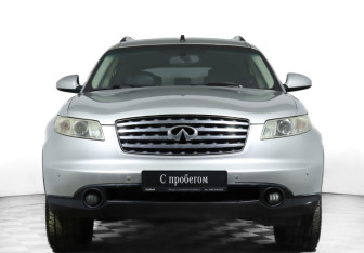 Подержанный автомобиль Infiniti FX 2003 года (2 фото)