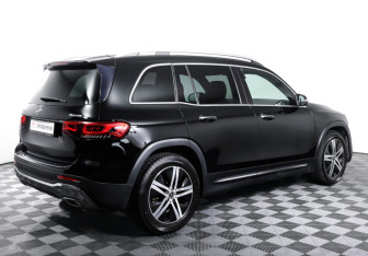 Подержанный автомобиль Mercedes-Benz GLB 2021 года (5 фото)