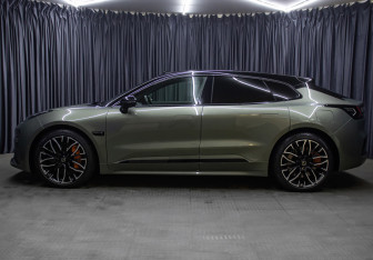 Подержанный автомобиль Zeekr 001 2024 года (8 фото)