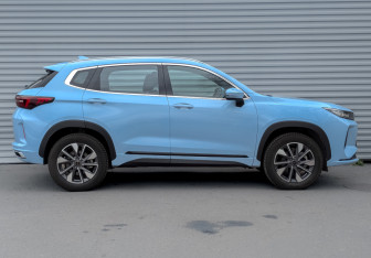 Подержанный автомобиль Exeed LX 2024 года (4 фото)