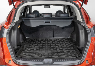 Подержанный автомобиль FAW Besturn X80 2019 года (21 фото)