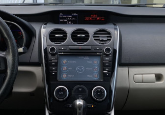 Подержанный автомобиль Mazda CX-7 2010 года (11 фото)