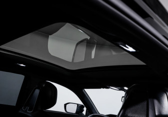 Подержанный автомобиль Changan UNI-V 2023 года (18 фото)