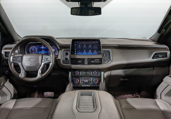 Подержанный автомобиль Chevrolet Tahoe 2022 года (14 фото)