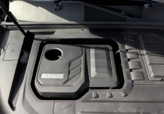 Подержанный автомобиль Exeed VX 2023 года (9 фото)