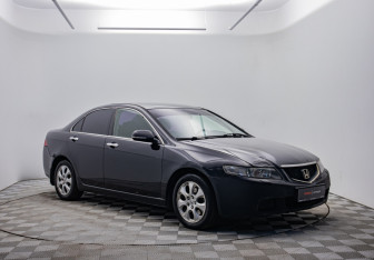 Подержанный автомобиль Honda Accord Sedan 2005 года (3 фото)