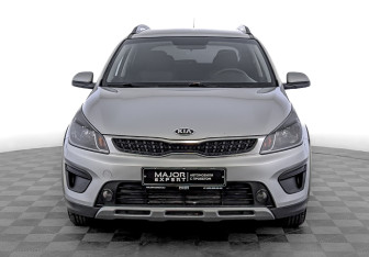 Подержанный автомобиль Kia Rio Hatchback 2019 года (2 фото)