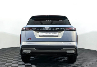 Подержанный автомобиль Jaecoo J7 2024 года (6 фото)